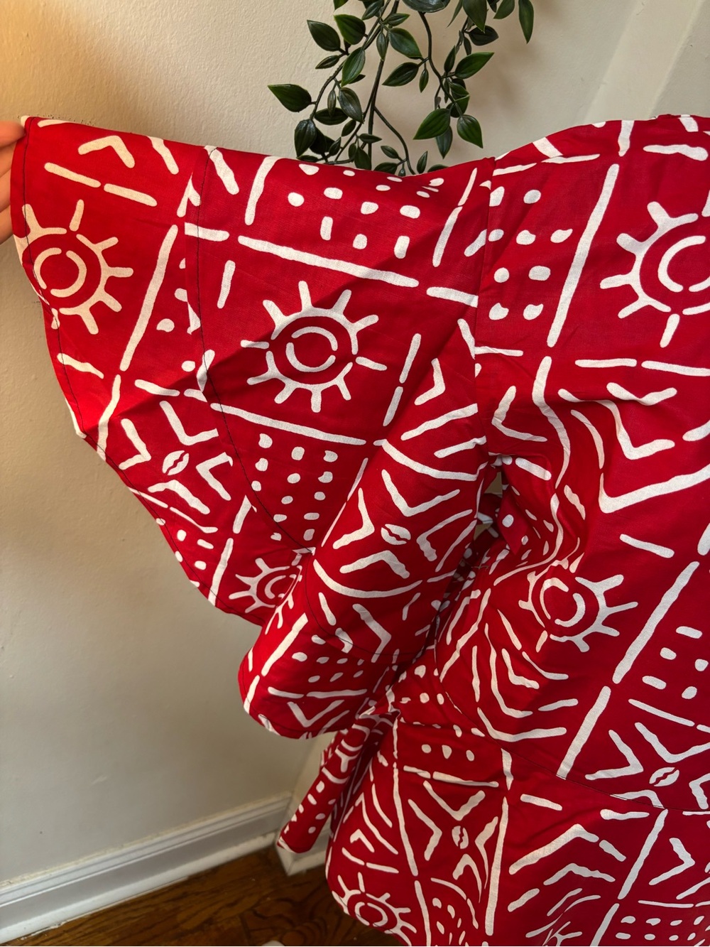 Red V-Neck Geometric Print Ruffle Sleeve Tunic - Picture 3 of 16